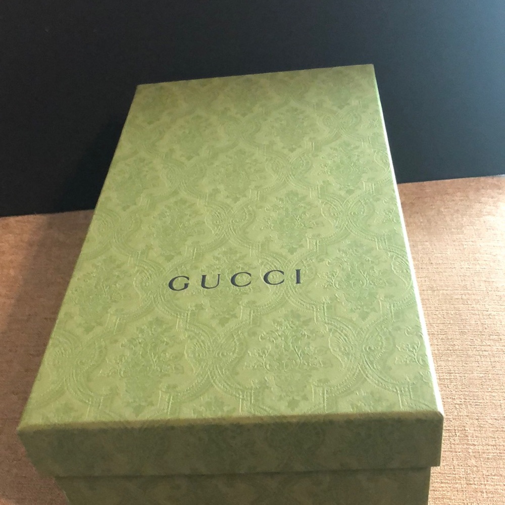 Gucci shoe box